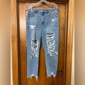 American Eagle Curvy Mom Jeans Size 14 Regular High Rise Distressed